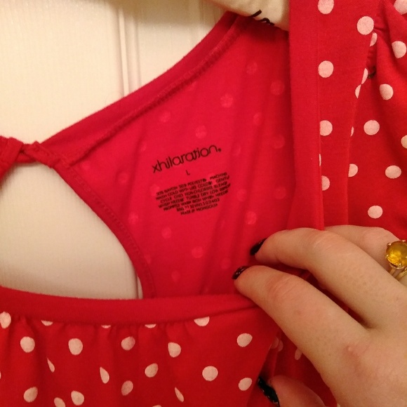 Adorable Red w/ white dot Xhilaration cutout - Picture 4 of 4
